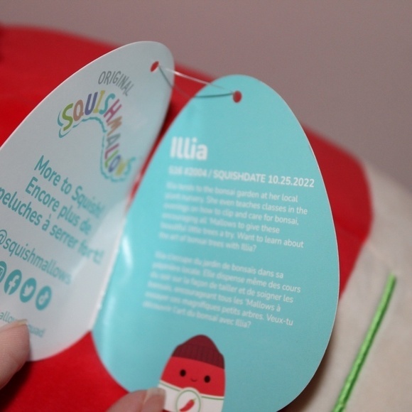 SQUISHMALLOWS ILLIA RED HOT SARATCHA SAUCE Kellytoy BRAND NEW - Picture 3 of 6